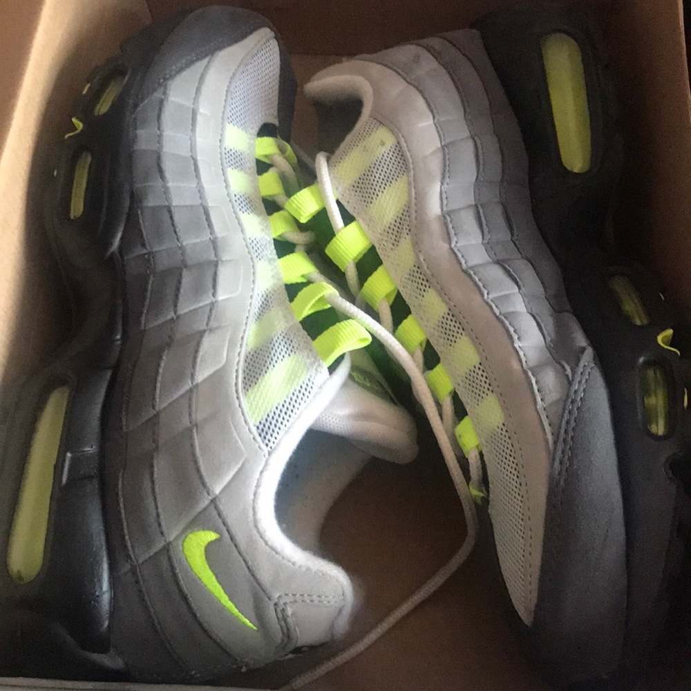 Air Max 95 OG Neon reflective edition Rare!!